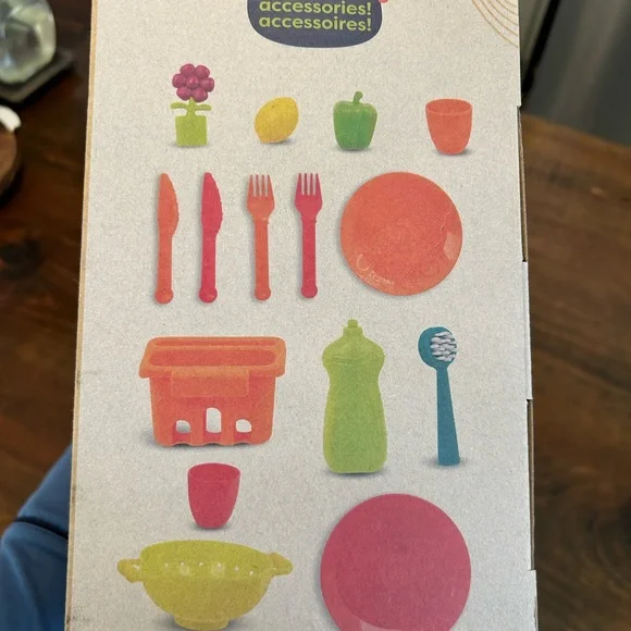 B. toys Running Water Play Sink Splash-n-Scrub Sink Kids Kitchen Box - Picture 5 of 6